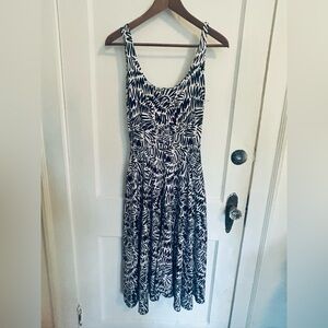 Nooworks Vacation Dress Zig Zag size Medium